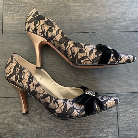 Black Lace Heels - Picture 2 of 5